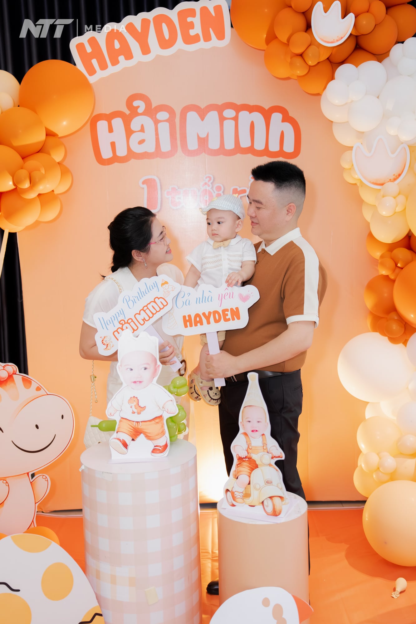 1ST BIRTHDAY PARTY | HAYDEN